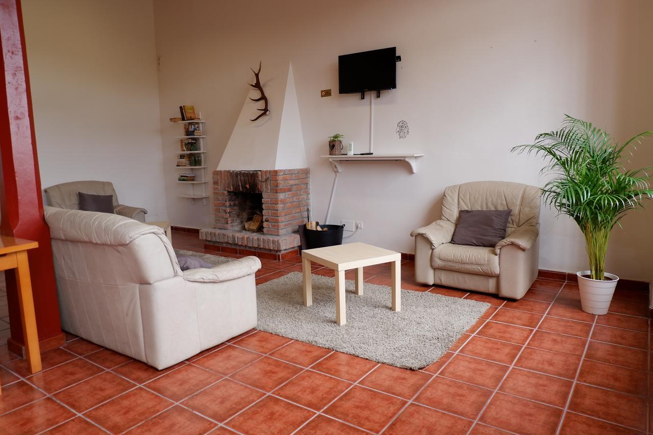 Albergue Familiar De Pintueles Piloña Buitenkant foto